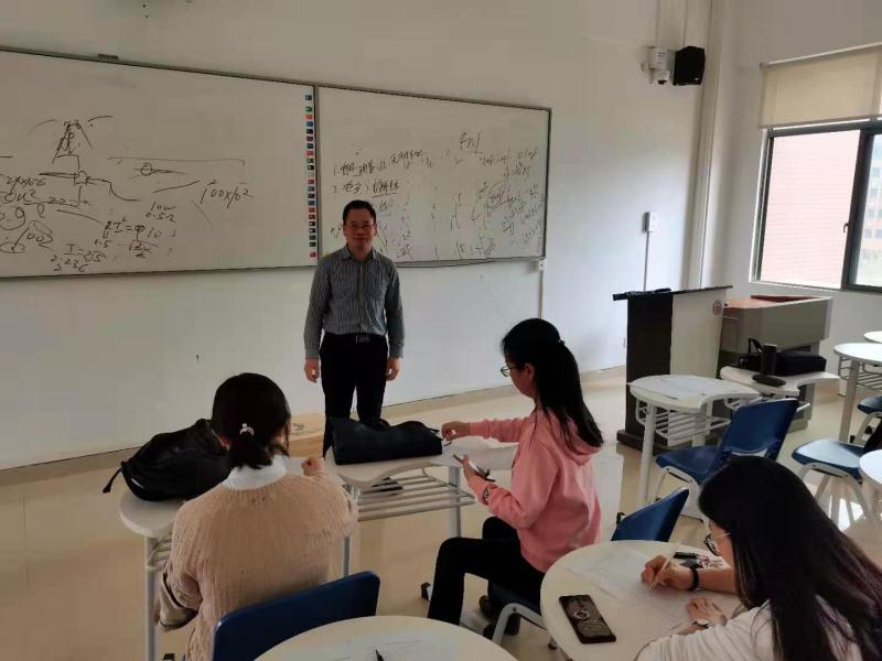 教师一支部1.jpg