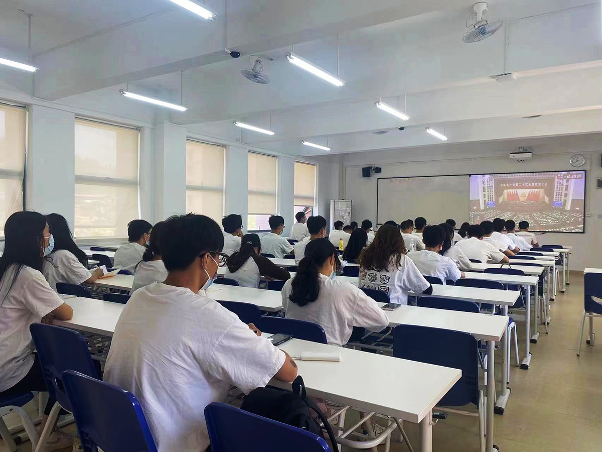 学生3.jpg